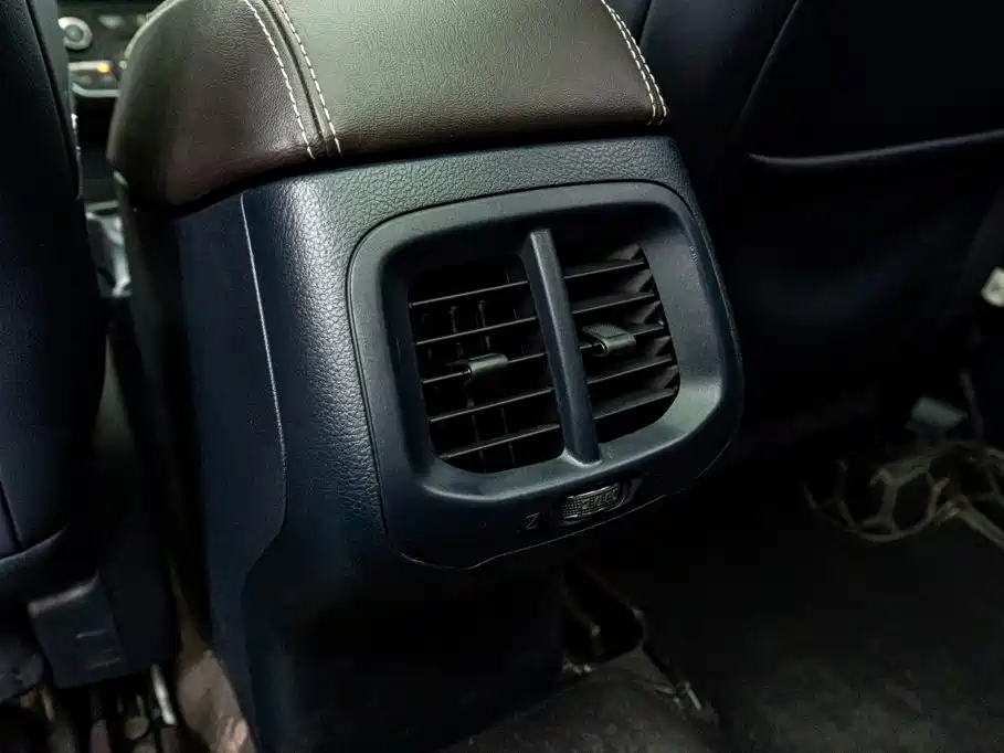 Jeep Cherokee — фото 22