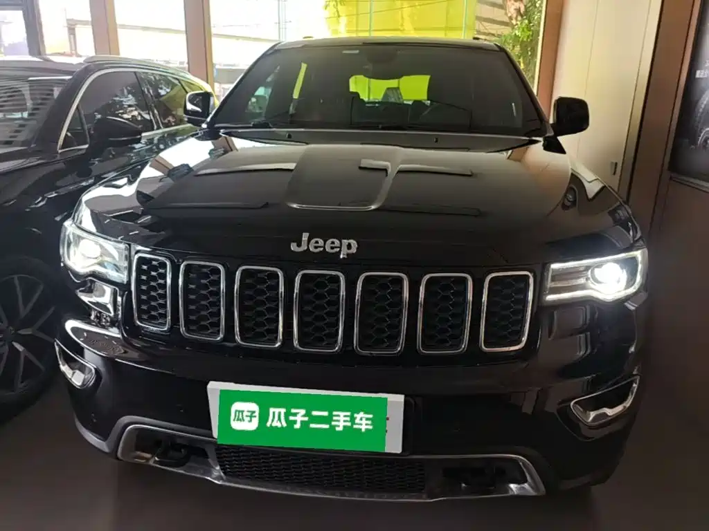 Jeep Grand Cherokee (Import) — фото 3