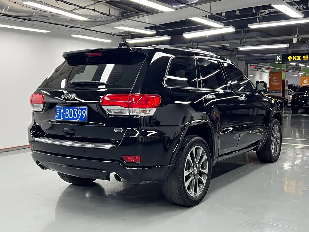 Jeep Grand Cherokee (Import) — фото 6