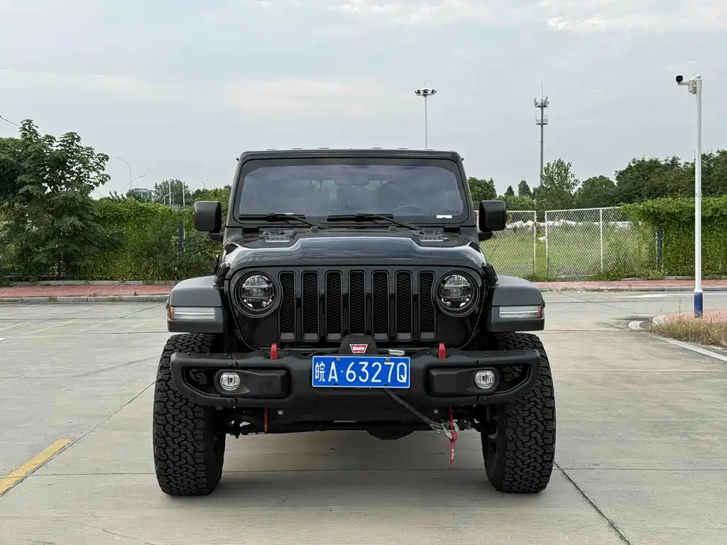 Jeep Wrangler — фото 2