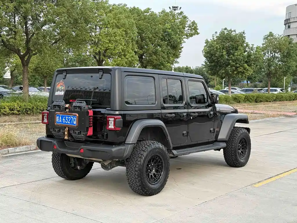 Jeep Wrangler — фото 4