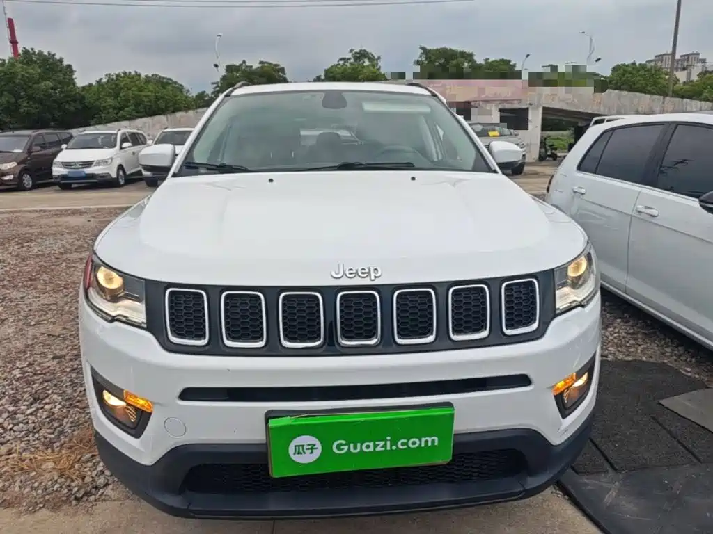 Jeep Compass — фото 3