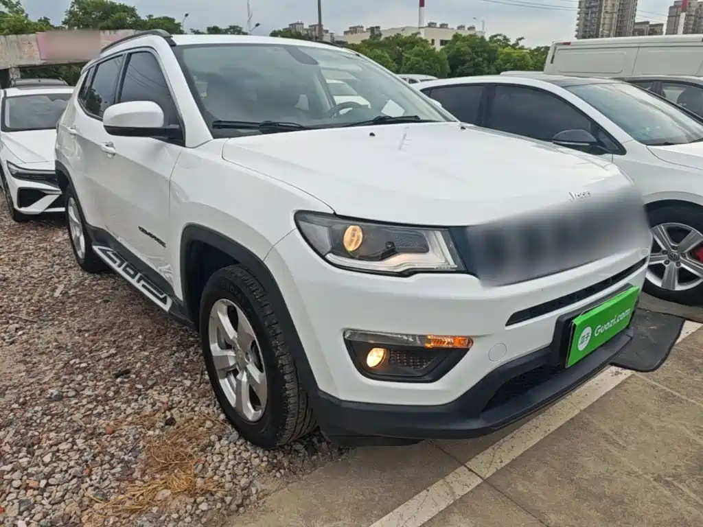 Jeep Compass — фото 4