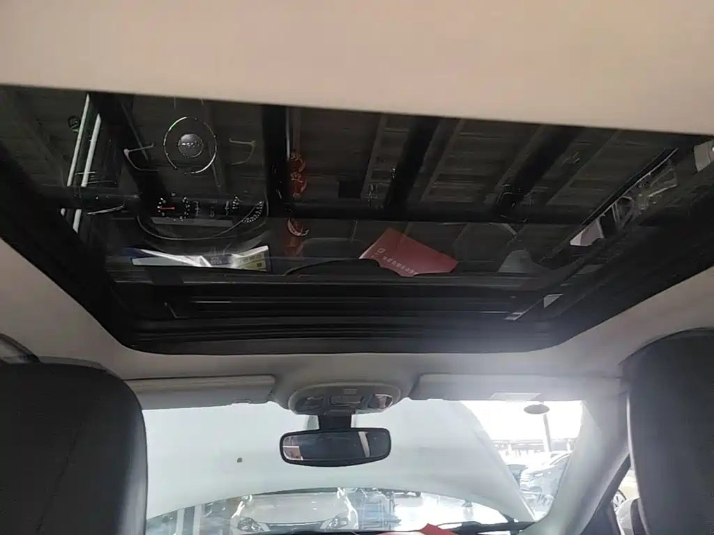 Jeep Compass — фото 18