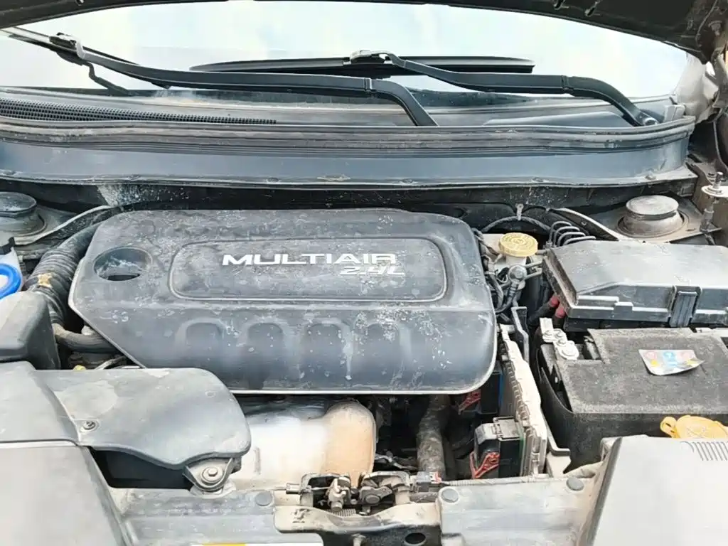 Jeep Cherokee — фото 20