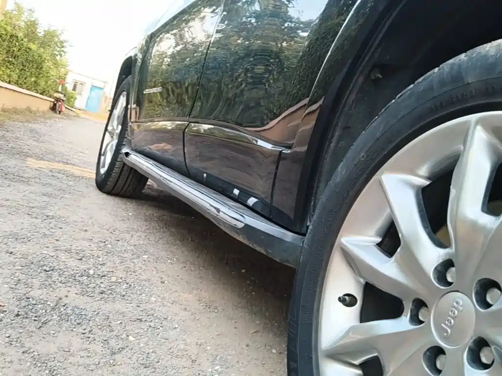 Jeep Cherokee — фото 22