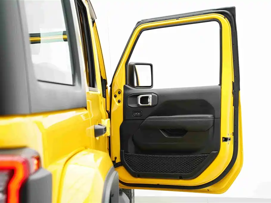 Jeep Wrangler — фото 44