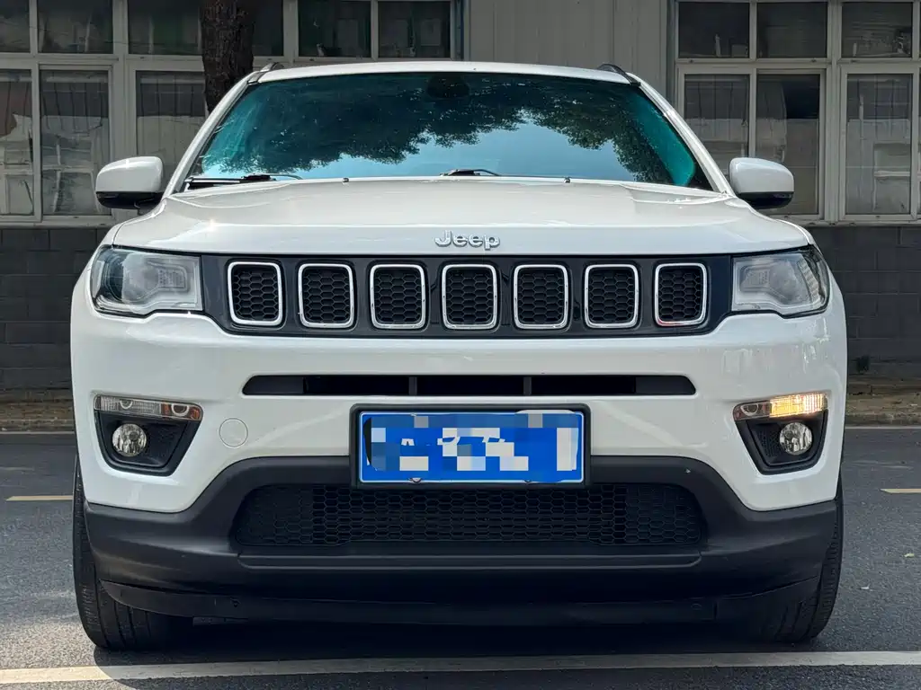 Jeep Compass — фото 3