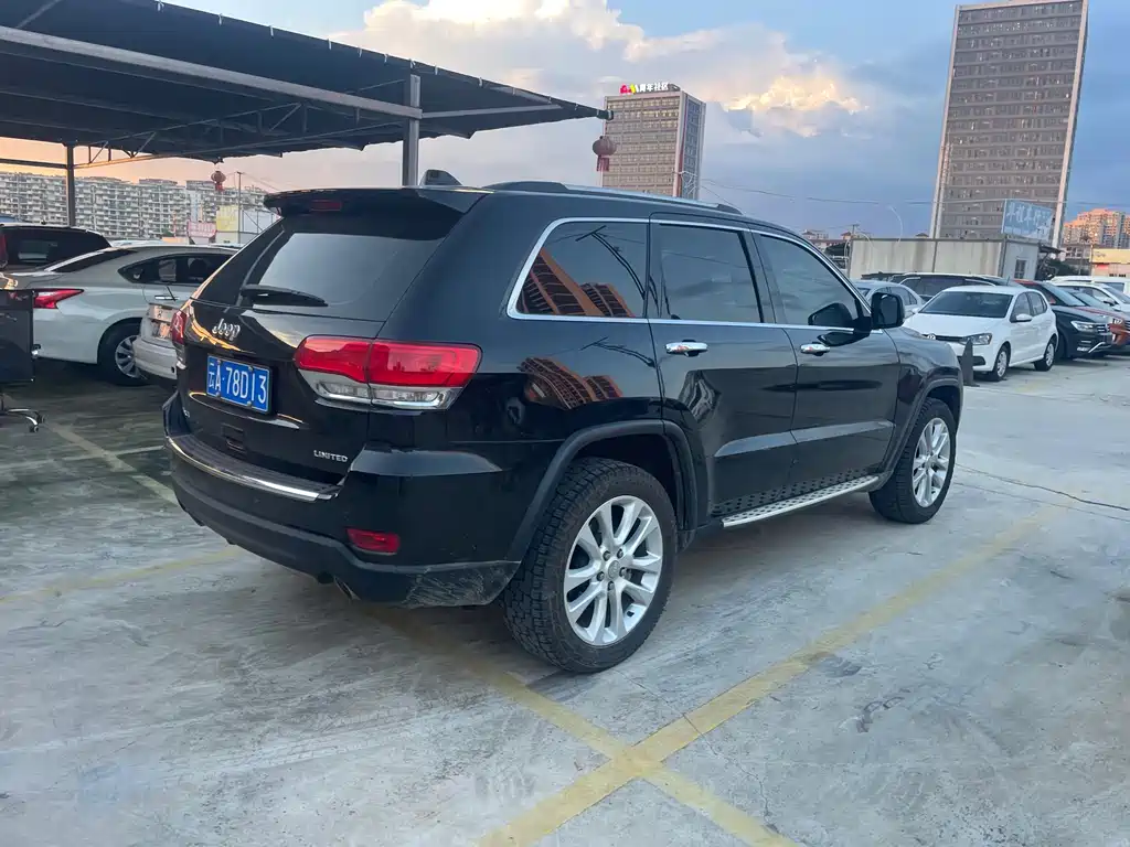 Jeep Grand Cherokee (Import) — фото 5