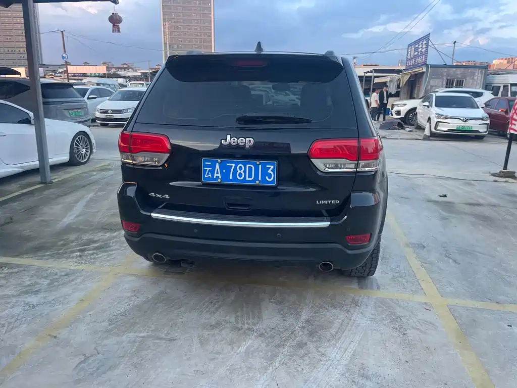 Jeep Grand Cherokee (Import) — фото 6