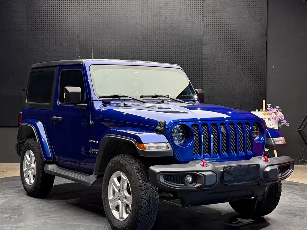 Jeep Wrangler — фото 2