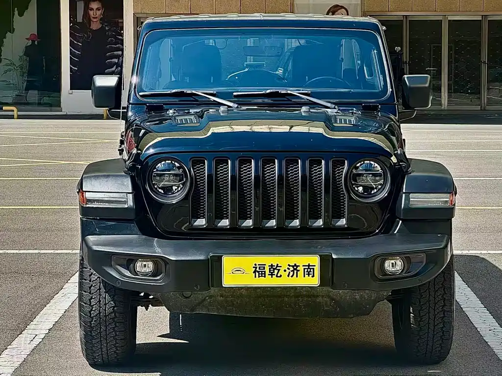 Jeep Wrangler — фото 2