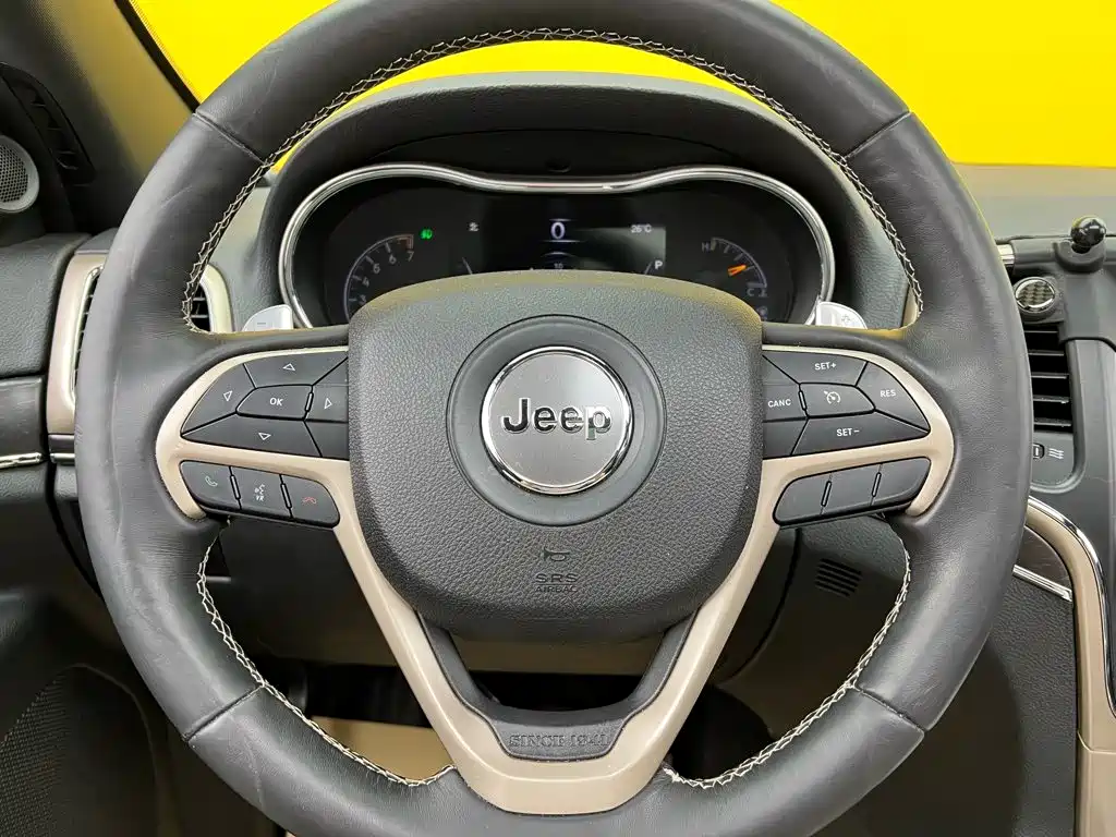 Jeep Grand Cherokee (Import) — фото 14