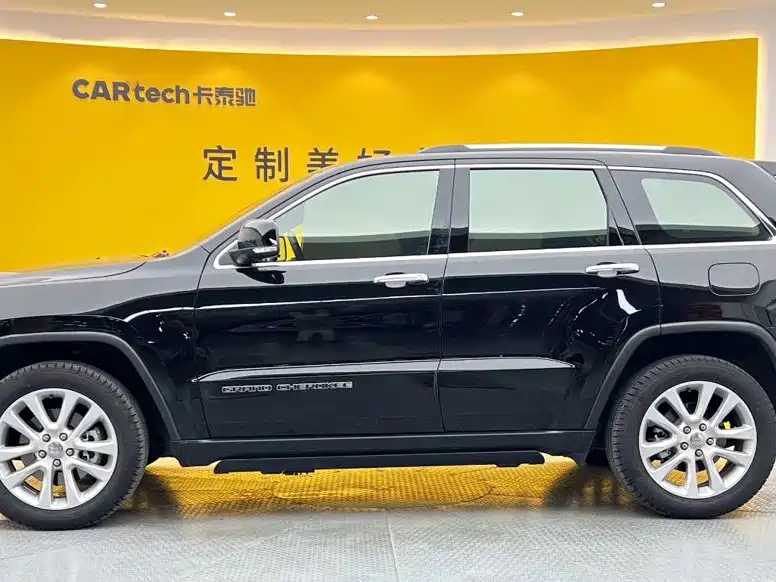 Jeep Grand Cherokee (Import) — фото 8