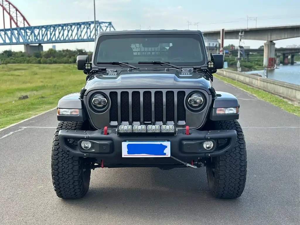 Jeep Wrangler — фото 2