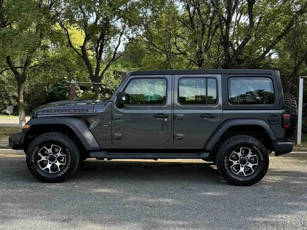 Jeep Wrangler — фото 3