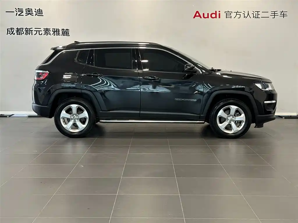 Jeep Compass — фото 3