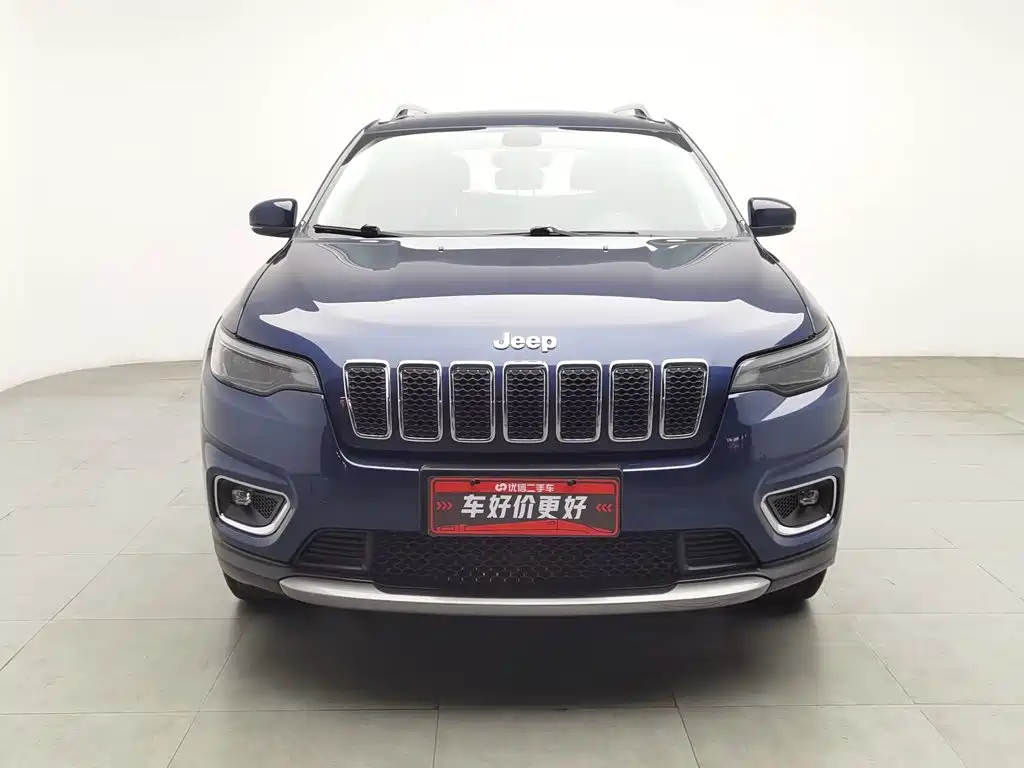 Jeep Cherokee — фото 3