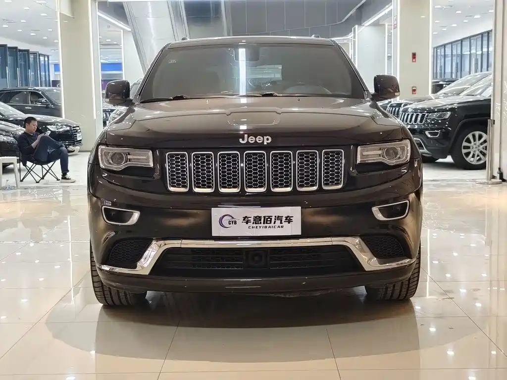 Jeep Grand Cherokee (Import) — фото 2