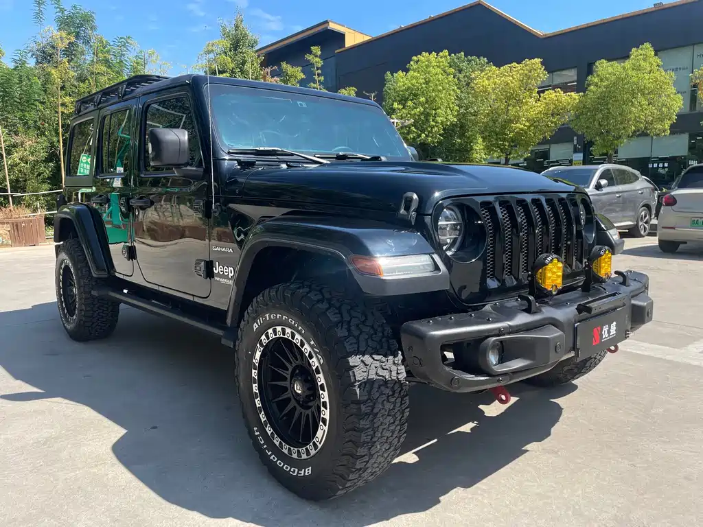Jeep Wrangler — фото 2