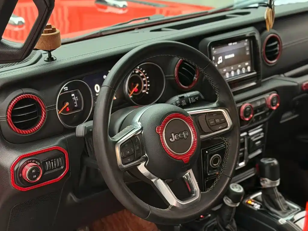 Jeep Wrangler — фото 5
