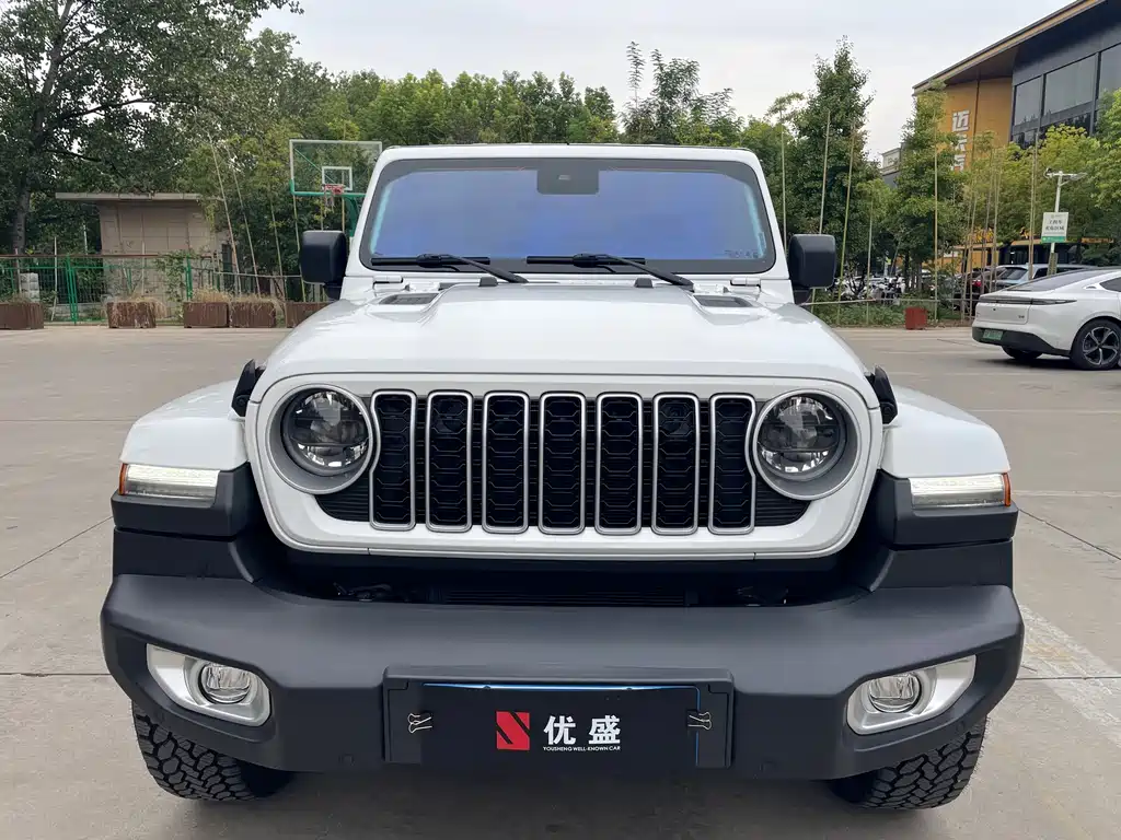 Jeep Wrangler — фото 2