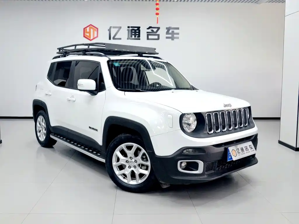 Jeep Renegade — фото 3