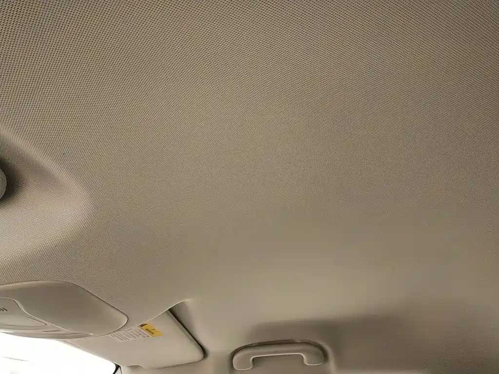 Jeep Renegade — фото 15