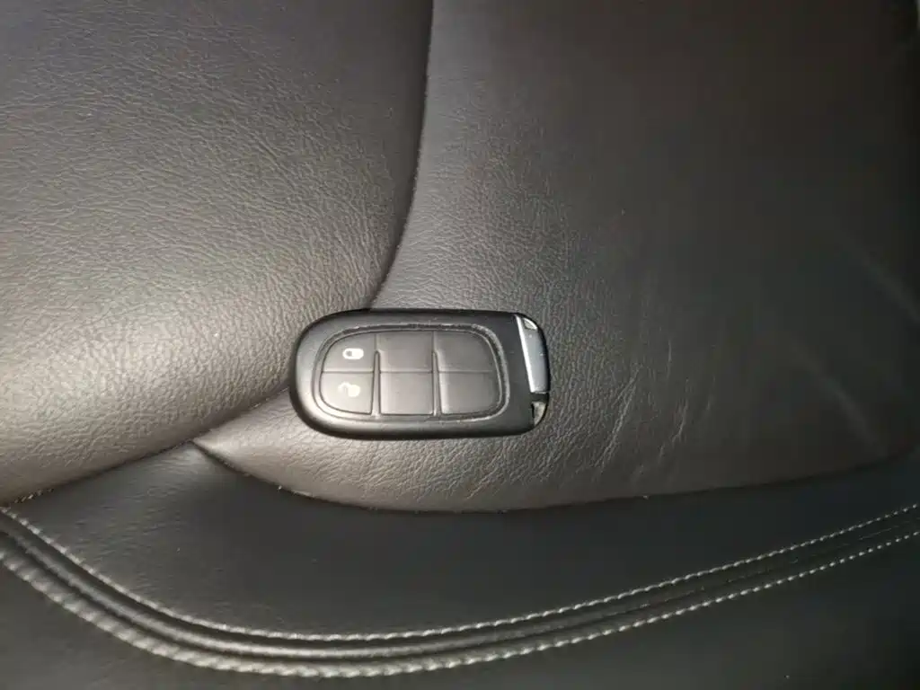 Jeep Cherokee — фото 9