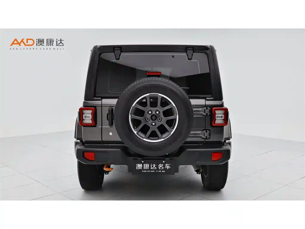 Jeep Wrangler — фото 4