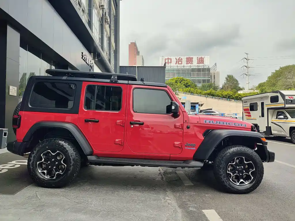 Jeep Wrangler PHEV — фото 14