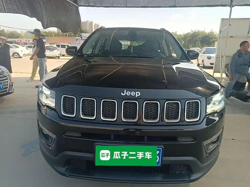Jeep Compass — фото 3