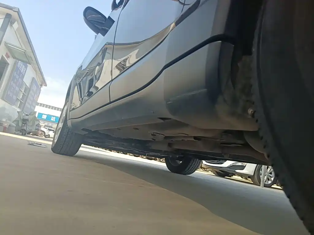 Jeep Compass — фото 22