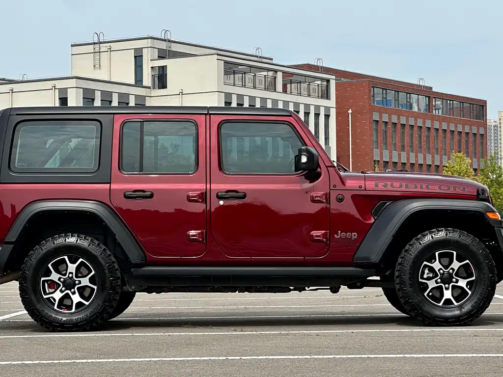 Jeep Wrangler — фото 5