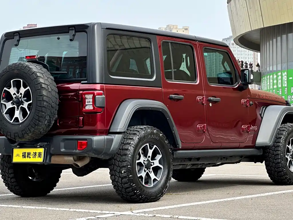 Jeep Wrangler — фото 6
