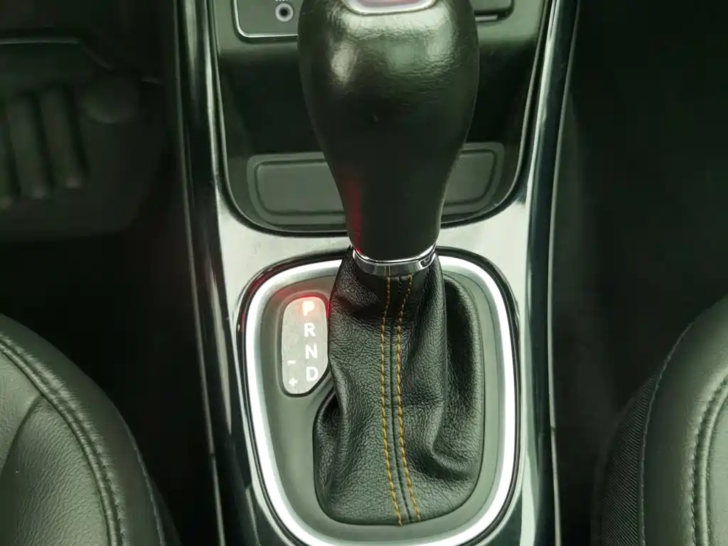 Jeep Compass — фото 13