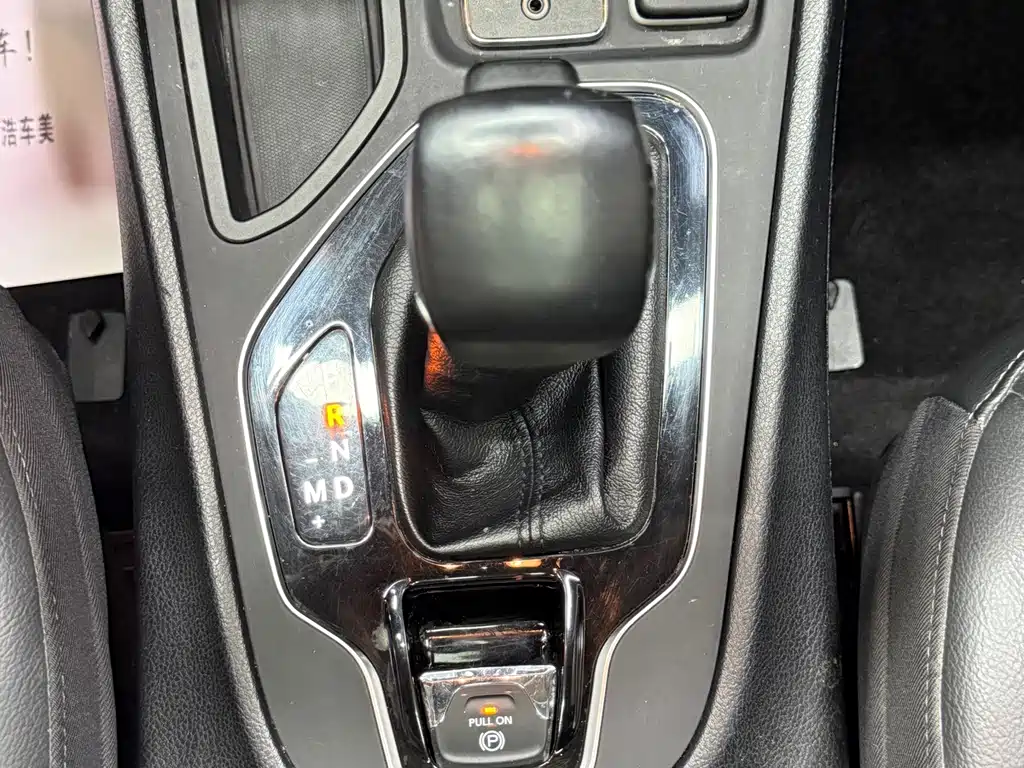 Jeep Cherokee — фото 23