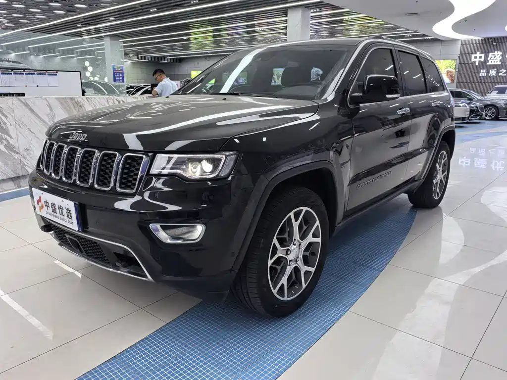 Jeep Grand Cherokee (Import)