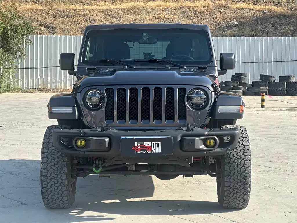 Jeep Wrangler — фото 2