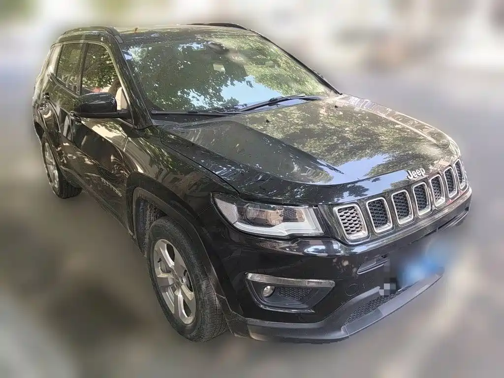 Jeep Compass — фото 4