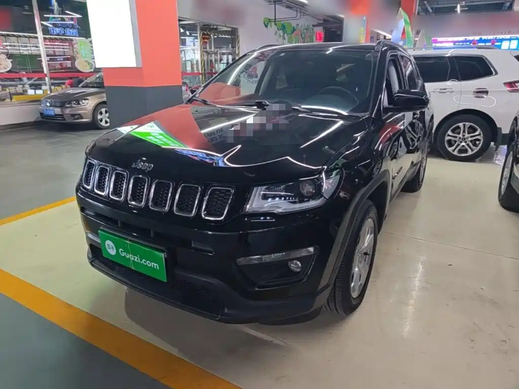 Jeep Compass — фото 2