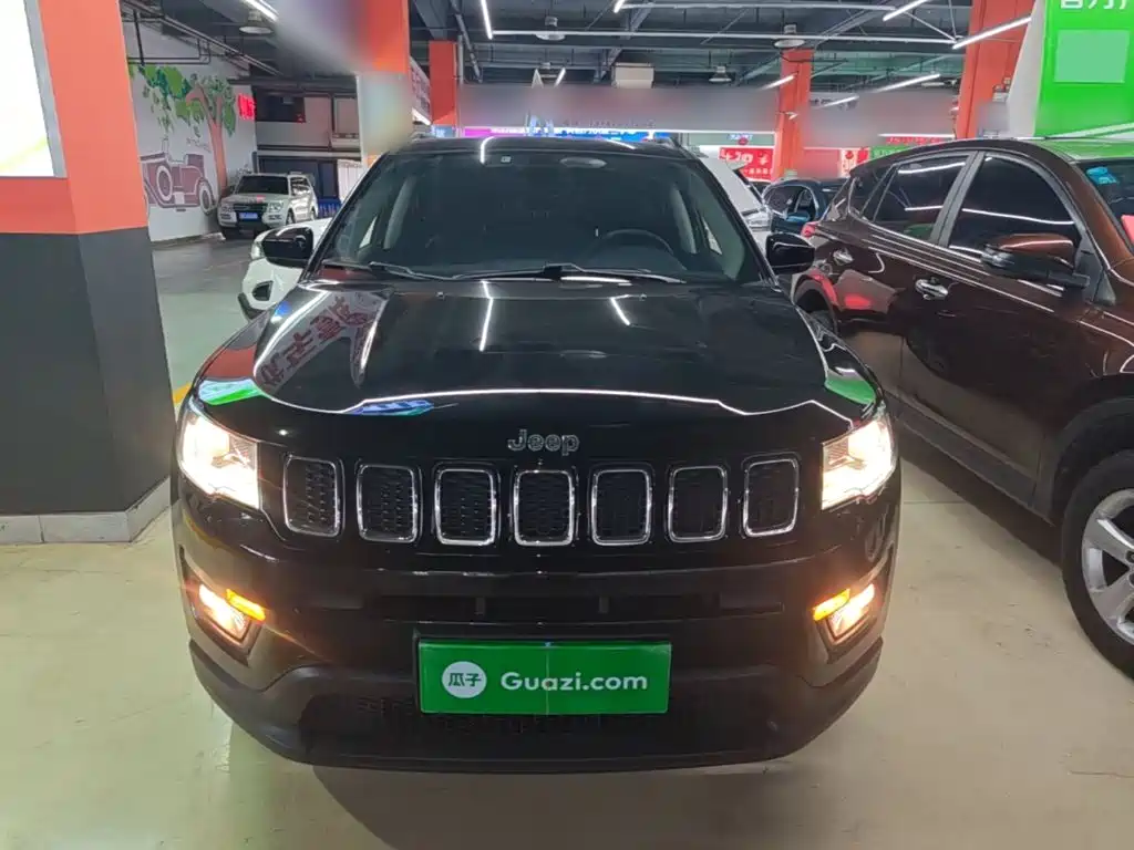 Jeep Compass — фото 3
