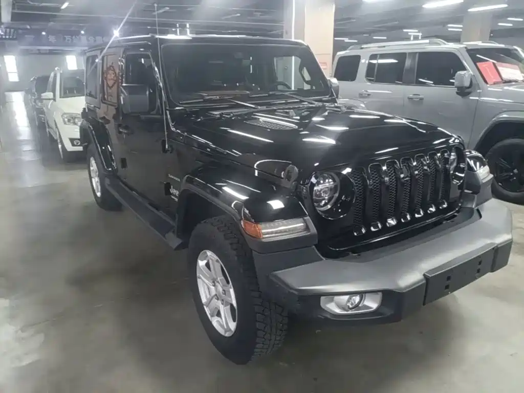 Jeep Wrangler — фото 4