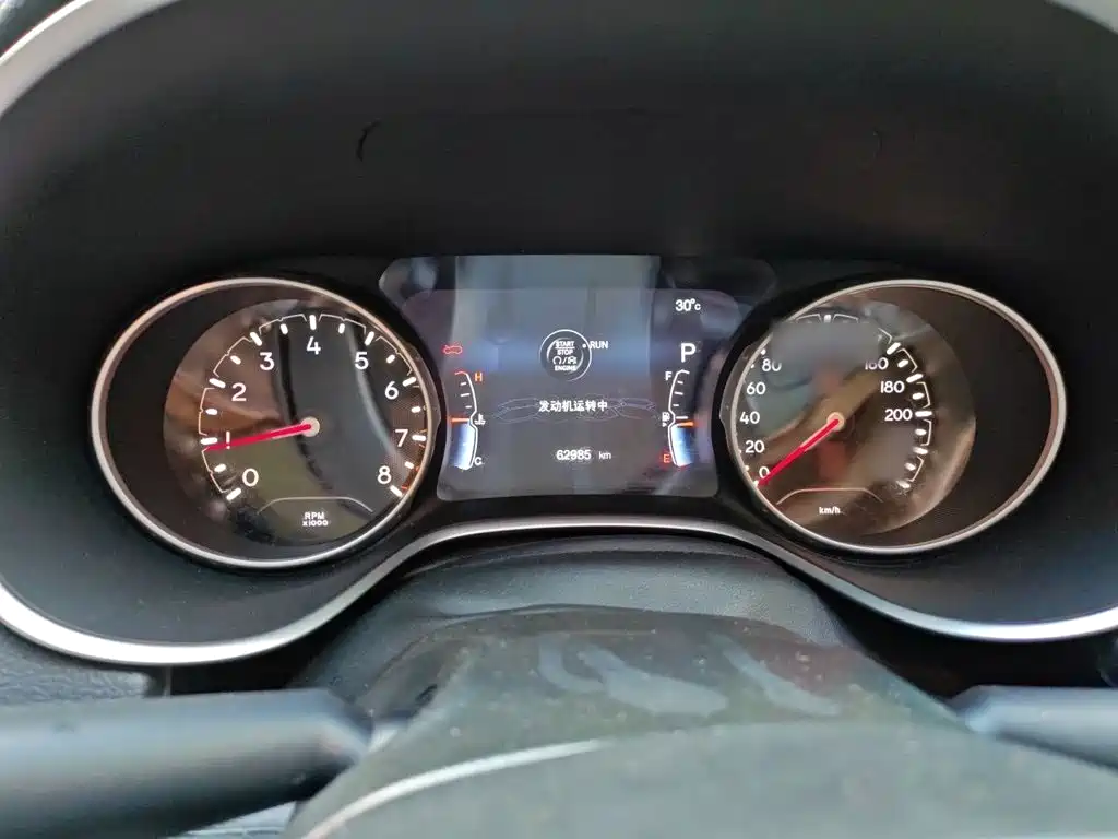Jeep Compass — фото 4