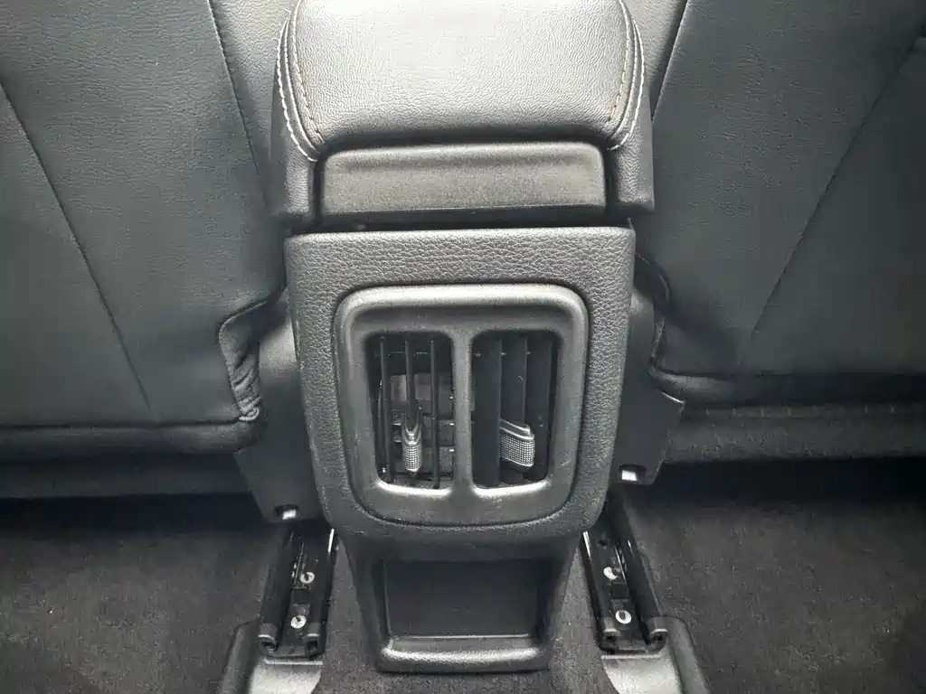Jeep Compass — фото 13