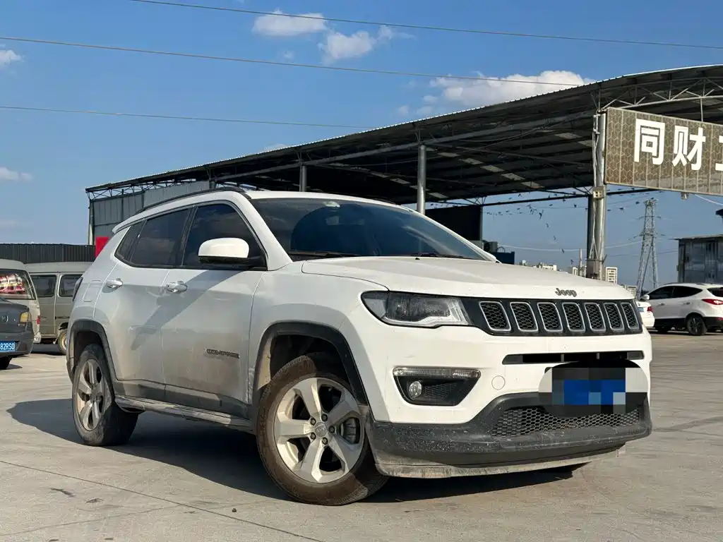 Jeep Compass — фото 3