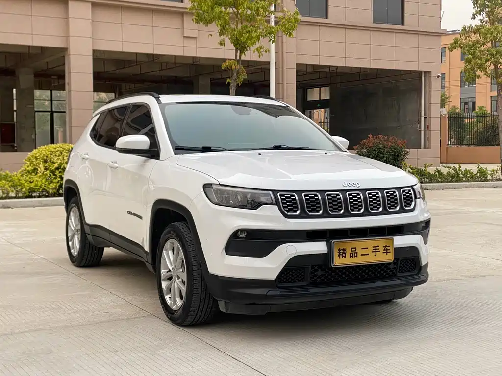 Jeep Compass — фото 3