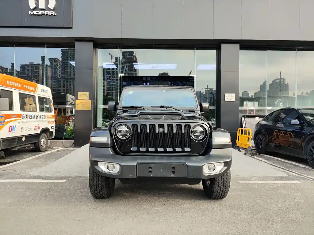 Jeep Wrangler — фото 2