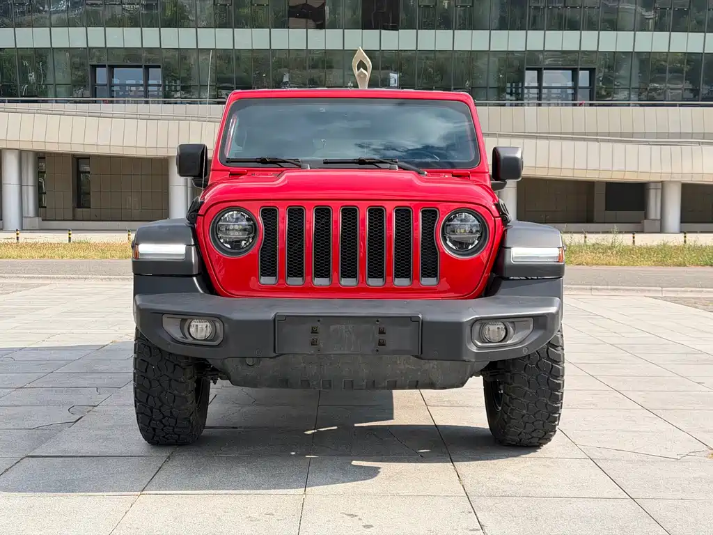 Jeep Wrangler — фото 2