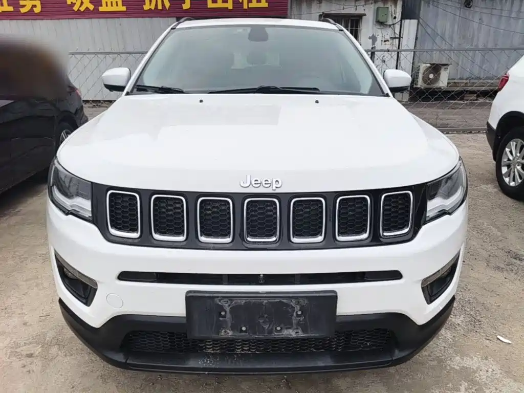 Jeep Compass — фото 3